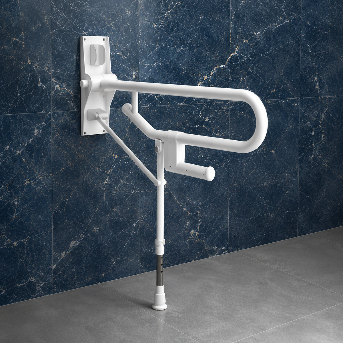 Barre d’appui rabattable époxy blanche AKW avec pied réglable pour toilettes accessibles PMR.
