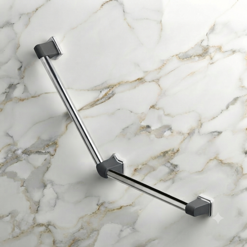 Barre d’appui Rugao gris anthracite AKW coudée à 135 degrés installée sur un mur effet marbre.